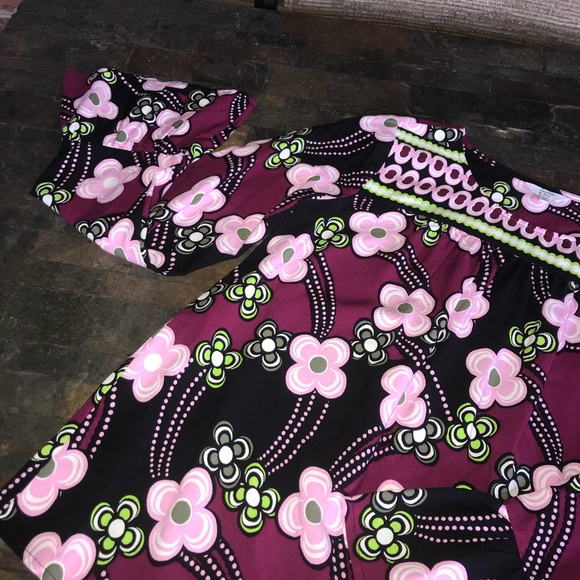 👑CROWN & IVY - Picture 3 of 8